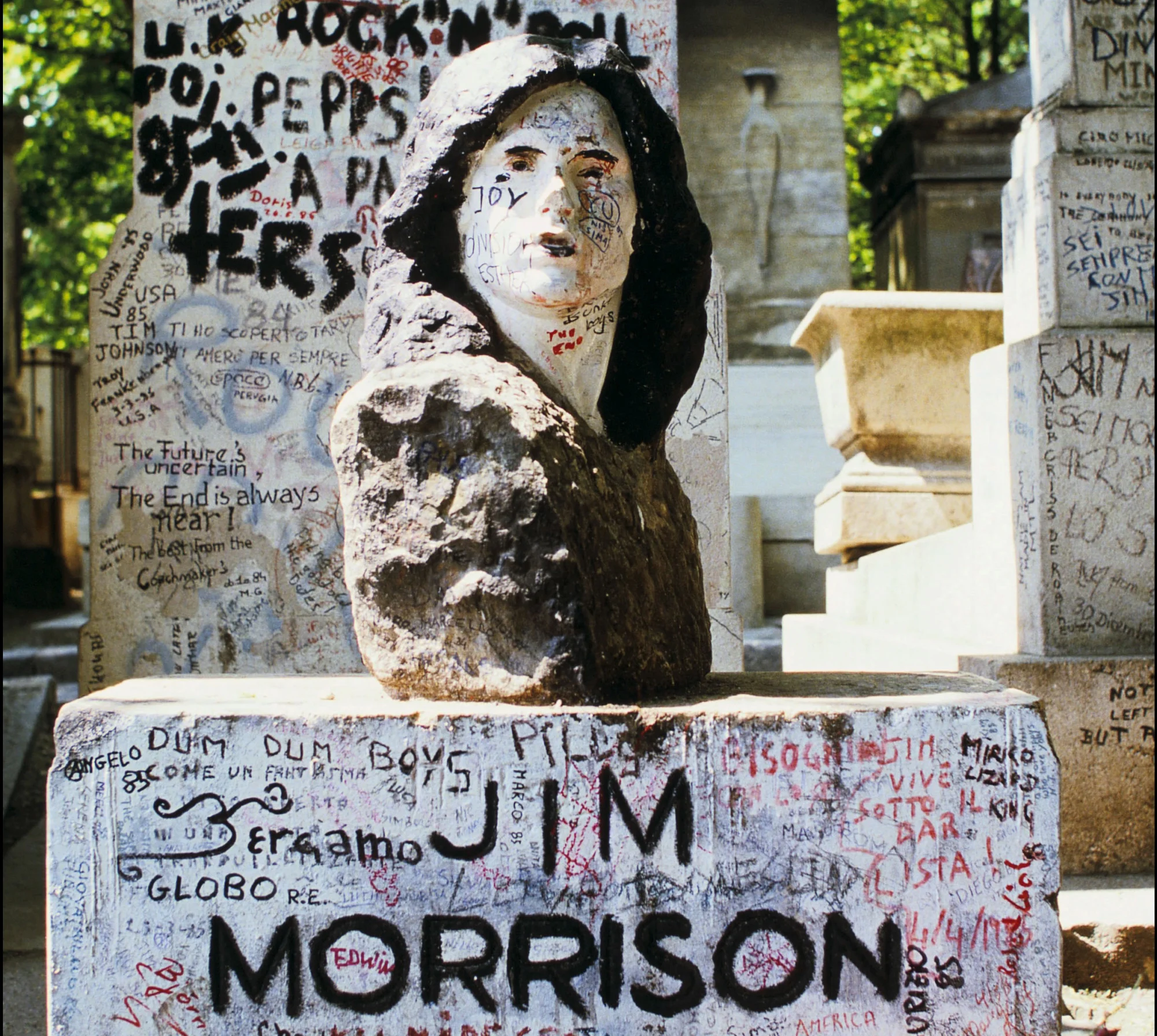 Anniversary. Jim Morrison’s stolen grave bust found after 37 years