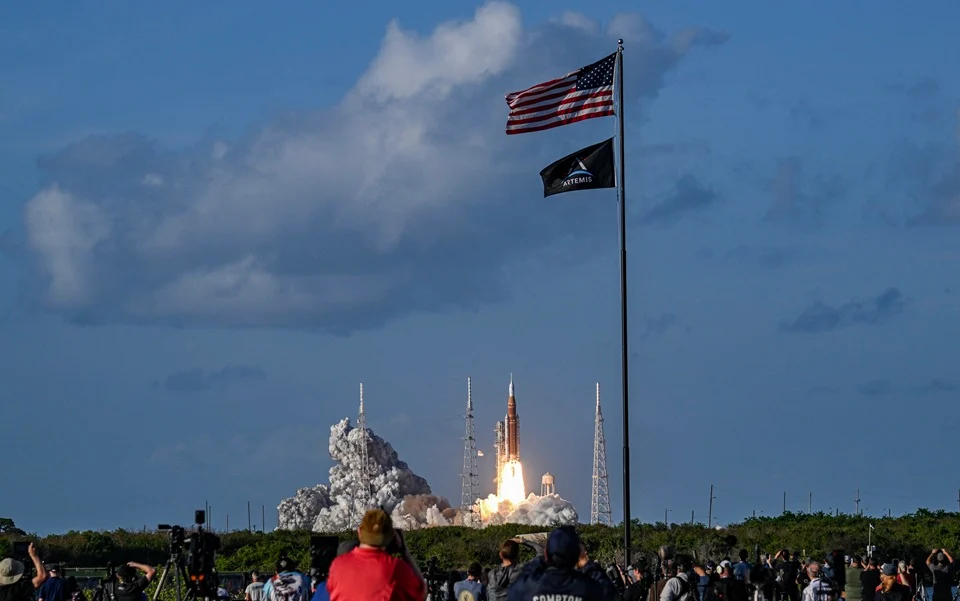 Space. Artemis II completes first of 10-day NASA lunar mission