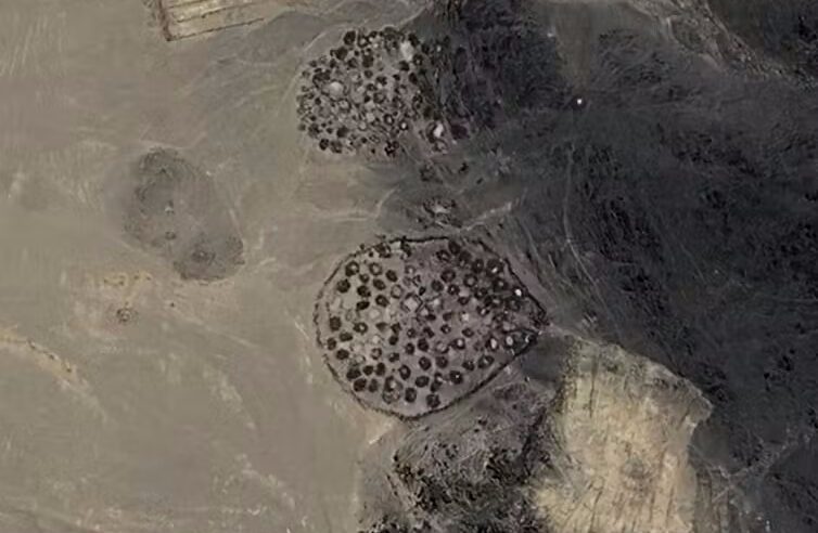 Sudan. Des centaines de sépultures collectives dans le Sahara